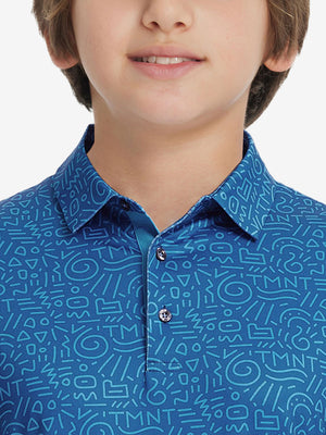 Collar close-up of Stylish print boys polo shirts with neat stitching in blue graffiti